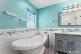 Romantic soaking tub