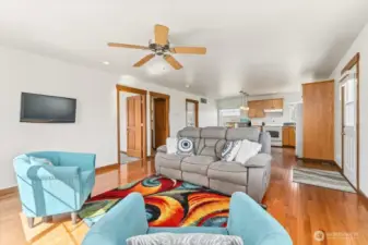 Detached additional living space located above the shop