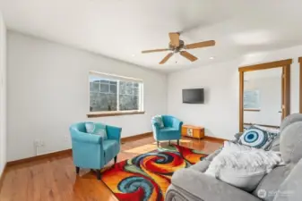 detached living space above the shop