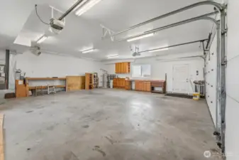900 sq ft shop with 2 garage doors