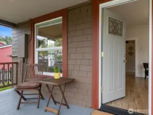 Inviting entrance to front door