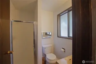 Primary 3/4 bath