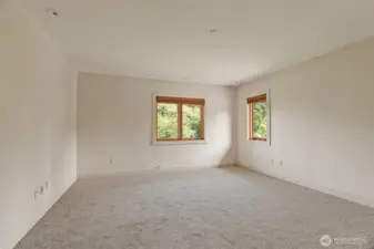 2nd bedroom.