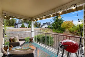 Private deck with plenty of space to BBQ.