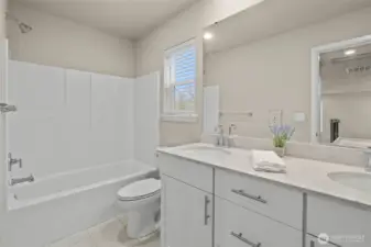 Full bathroom #2 (of 3) in the upstairs hall, near the 2nd and 3rd bedrooms.