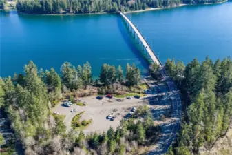 Public boat launch at Harstine Island Bridge