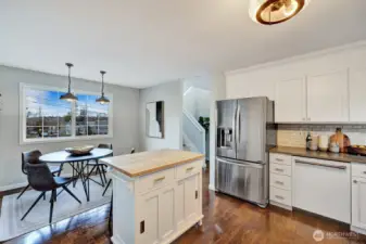 Large Kitchen With Eating Space