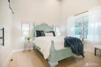 Shop / Outbuilding ADU Bedroom