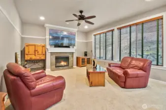 2nd Living Room/Family Room