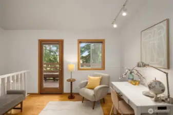 Flex space off the primary bedroom - great as an office, sitting area or?