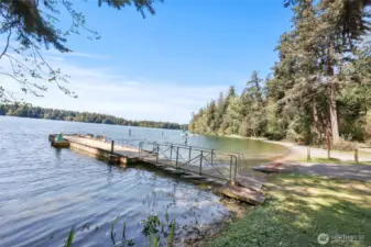 Community boat launch on Clearlake