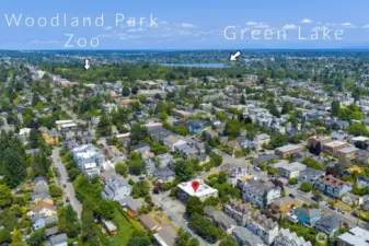 To the Northeast lies Phinney Ridge, Woodlawn Park Zoo and Green Lake.
