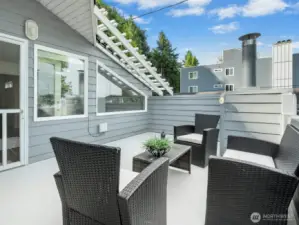 The best place to see the Beautiful Sunsets. A great place to relax, bring your cup of coffee or drinks here.