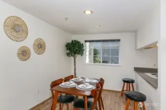 Beautiful dining room right off the kitchen and living room