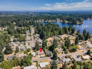 Close to public access at Hicks Lake