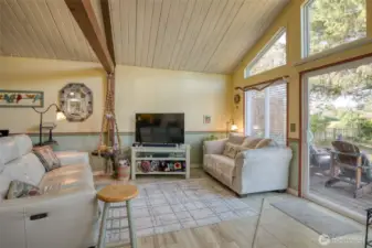 Light & Bright Living Space
