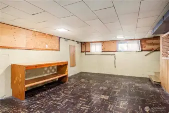 Updated electrical panel and plumbing in the 1990's.