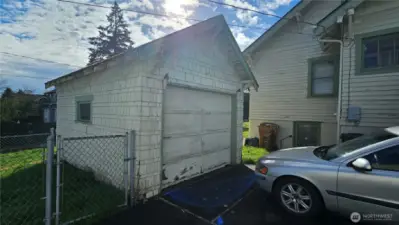 small single garage needs work