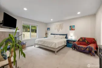 Primary Bed Room