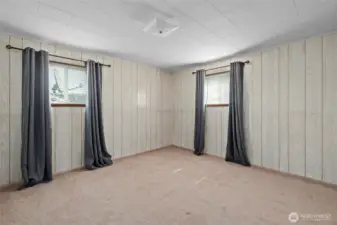 Downstairs bedroom #4.