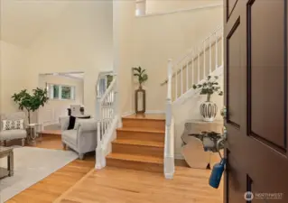 Hardwood Floors Throughout!