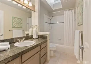 Large Full Bath