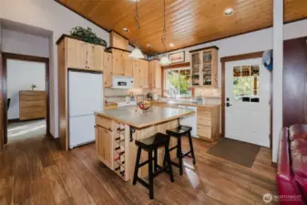 Kitchen with hickory custom cabinets