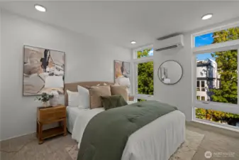 Photos are of a similar model for illustrative purposes.