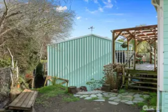 Back of shop and rear entrance to deck.