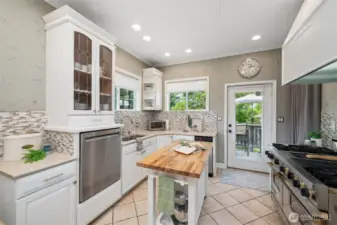 With room to host and prep, and easy access to the backyard, you'll love how seamlessly life can flow from inside & out.