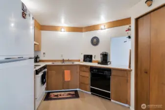 Nice kitchen with pass through window.