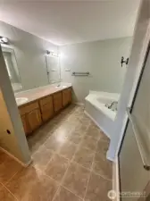 Primary bath