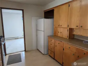 Kitchen is functional as is or ready for your updates. Welcome to #11214 34th Ave E, Tacoma WA 98446. 3200+sf, 4+ br, 3 ba, 1.1 fenced acres.