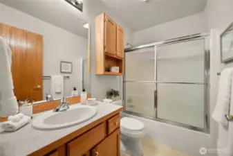 Full hall bathroom is has everything your guests will need.