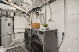 Spacious laundry room