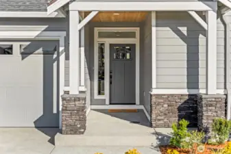 Welcome home! Come on inside!