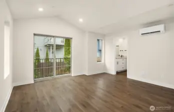 Primary suite offers 2 walk-in closets