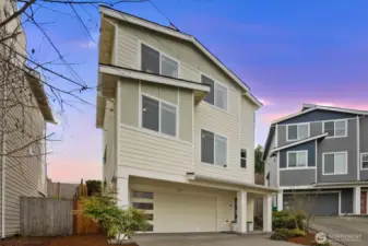 Beautiful Lennar Built Home