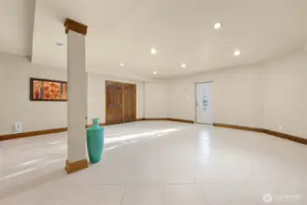 Fully finished daylight basement/rec room