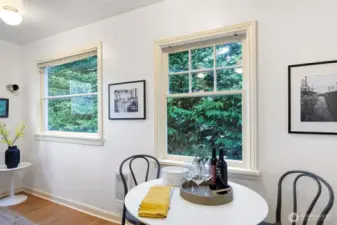 Kitchen eating nook