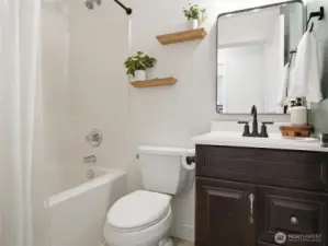 full guest bathroom