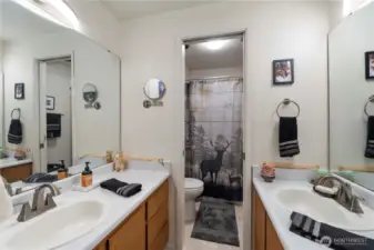 2nd Full Bathroom