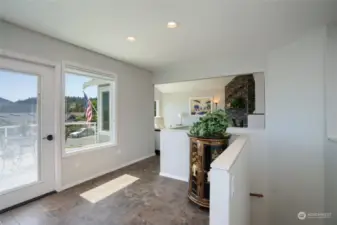 Eat-in breakfast nook off the kitchen. Light and bright space with great views as well.