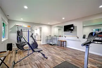 Lower Extra Room is Beautifully-Finished~