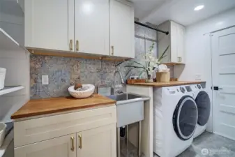 Laundry/ pantry/ wash room