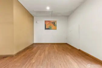 Perfect space for office area or crafts