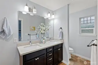 Primary Bedroom ensuite