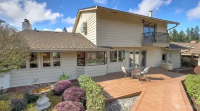 This home offers such a great outdoor lifestyle with a large deck for entertaining.