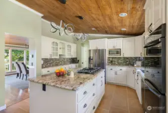 A cook's dream. All this space in a beautifully designed kitchen, with brand new double ovens and  cook-top. Lots and lots of storage.