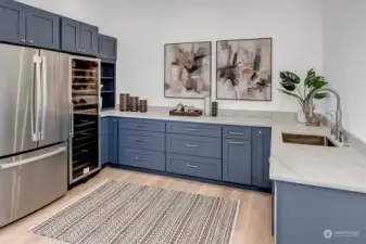 Butler's Pantry behind main kitchen! Vinotemp 155 bottle Wine Cooler, Bosch dishwasher, quartzite countertop!